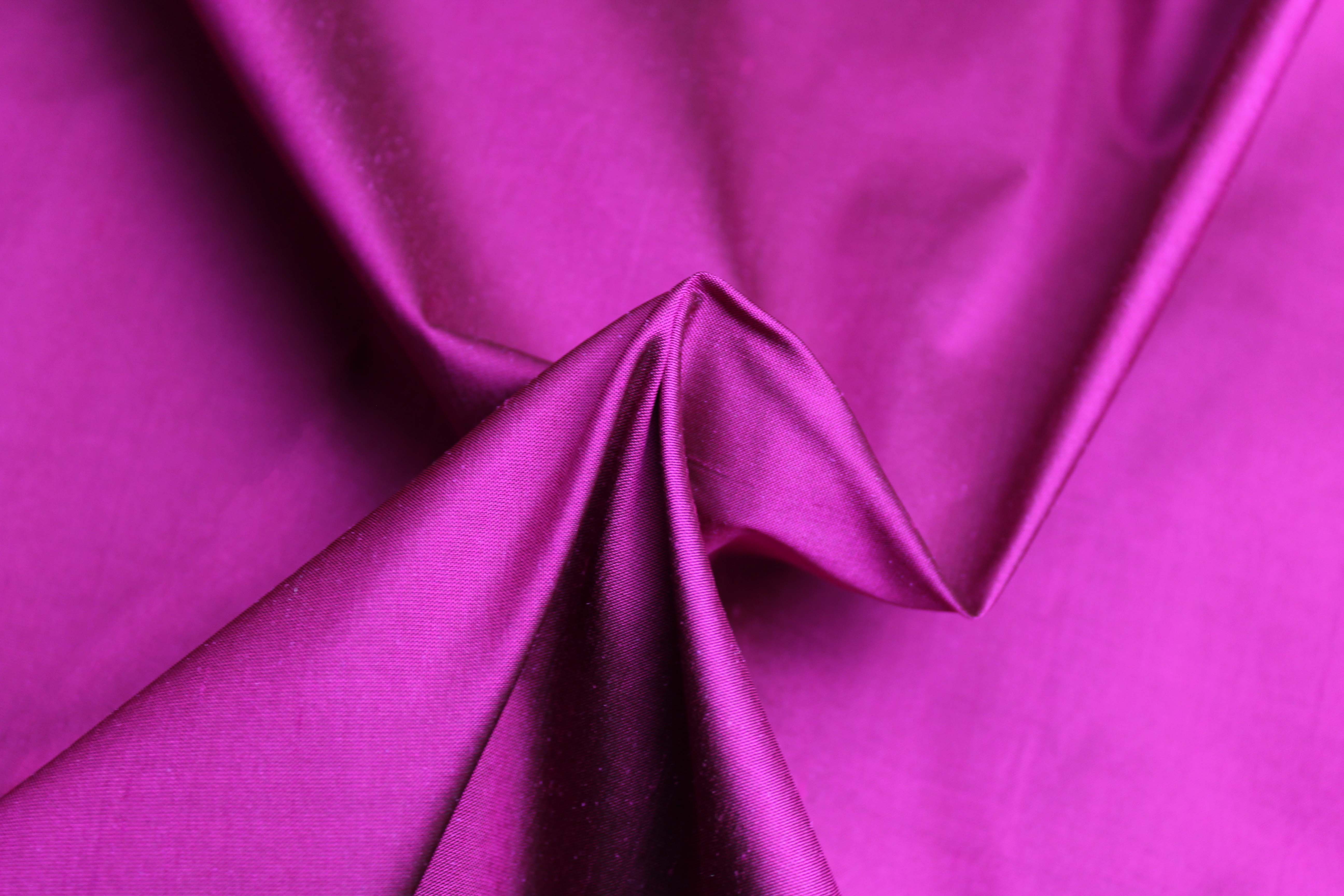 SILK DUPION - CERISE/BLACK